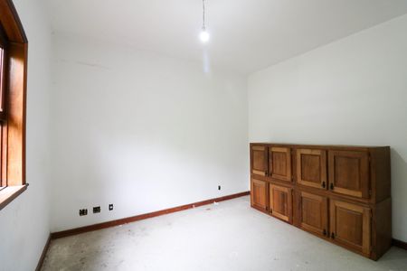 Casa para alugar com 10m², 7 quartos e 6 vagas Casa para alugar com 10m², 7 quartos e 6 vagasSuíte 2