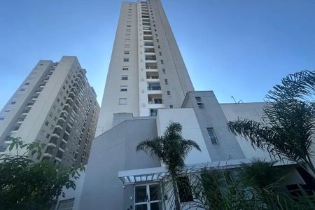 Fachada de apartamento para alugar com 1 quarto, 50m² em Jardim Tupanci, Barueri