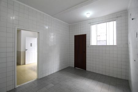 Cozinha de casa para alugar com 1 quarto, 70m² em Taquara, Rio de Janeiro