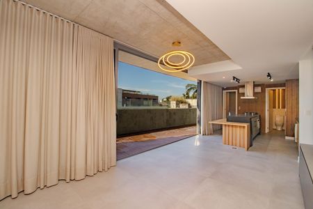 Apartamento à venda com 3 quartos, 202m² em Três Figueiras, Porto Alegre
