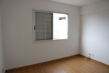 Apartamento para alugar com 100m², 3 quartos e 2 vagasQuarto 2