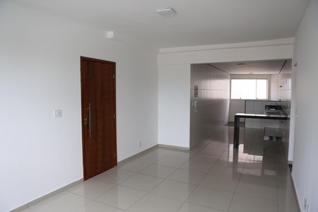Sala de apartamento para alugar com 3 quartos, 100m² em Barreiro, Belo Horizonte