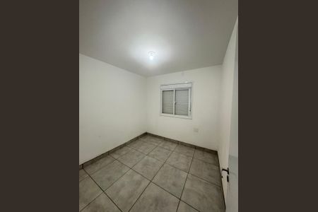Quarto de apartamento para alugar com 2 quartos, 45m² em Estância Velha, Canoas