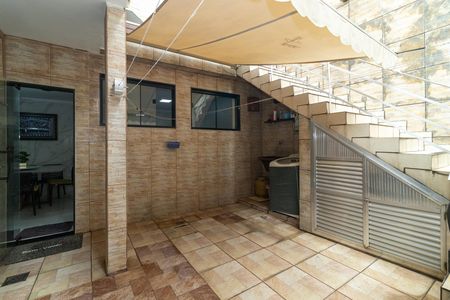 Área de Serviço de casa para alugar com 3 quartos, 350m² em Campinho, Rio de Janeiro