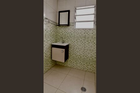 Banheiro de casa para alugar com 2 quartos, 80m² em RP11 (Regiões de Planejamento), Mauá