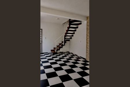 Corredor de casa para alugar com 2 quartos, 80m² em RP11 (Regiões de Planejamento), Mauá