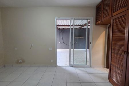 Casa para alugar com 250m², 3 quartos e 4 vagas Casa para alugar com 250m², 3 quartos e 4 vagasSuíte 1