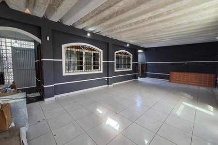 Casa para alugar com 3 quartos, 250m² em Guilhermina, Praia Grande