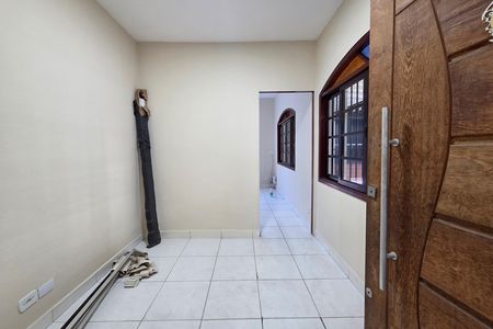 Casa para alugar com 250m², 3 quartos e 4 vagas Casa para alugar com 250m², 3 quartos e 4 vagasSala