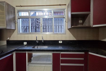Casa para alugar com 250m², 3 quartos e 4 vagas Casa para alugar com 250m², 3 quartos e 4 vagasCozinha