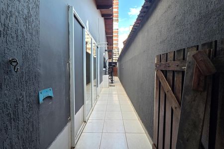 Casa para alugar com 250m², 3 quartos e 4 vagas Casa para alugar com 250m², 3 quartos e 4 vagasQuintal