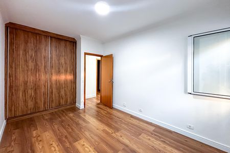 Apartamento à venda com 132m², 3 quartos e 1 vaga