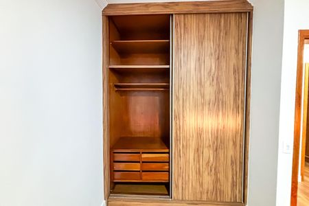 Apartamento à venda com 132m², 3 quartos e 1 vaga