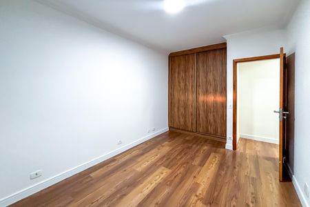 Apartamento à venda com 132m², 3 quartos e 1 vaga