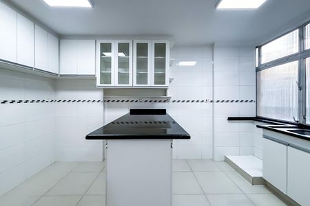 Apartamento à venda com 132m², 3 quartos e 1 vaga