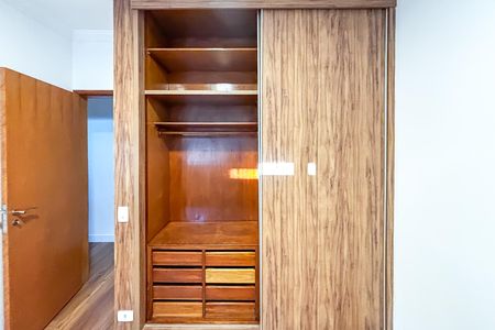 Apartamento à venda com 132m², 3 quartos e 1 vaga