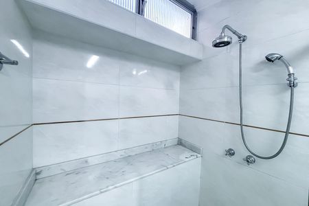 Apartamento à venda com 132m², 3 quartos e 1 vaga