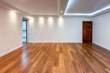 Apartamento à venda com 132m², 3 quartos e 1 vaga
