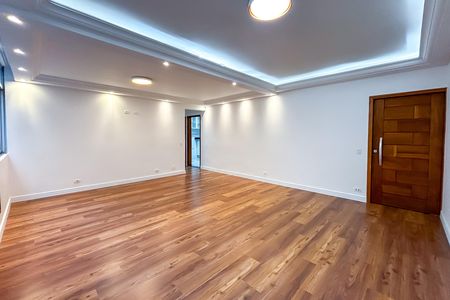 Apartamento à venda com 132m², 3 quartos e 1 vaga