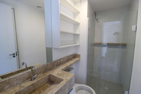 Banheiro de apartamento para alugar com 2 quartos, 40m² em Butantã, São Paulo