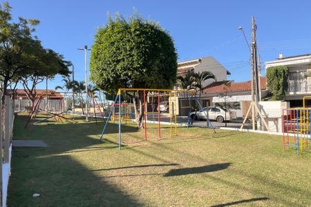 Casa de condomínio para alugar com 163m², 3 quartos e 4 vagas