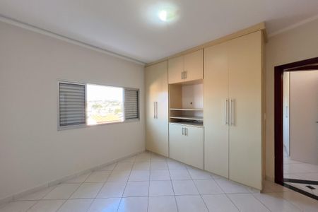 Casa de condomínio para alugar com 163m², 3 quartos e 4 vagas