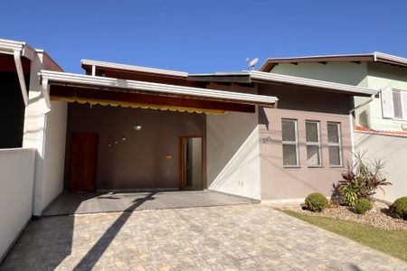 Casa de condomínio para alugar com 163m², 3 quartos e 4 vagas