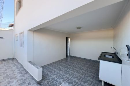 Casa de condomínio para alugar com 163m², 3 quartos e 4 vagas