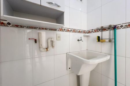 Casa de condomínio para alugar com 163m², 3 quartos e 4 vagas
