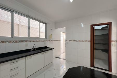 Casa de Condomínio para alugar com 3 quartos, 100m² em Lenheiro, Valinhos