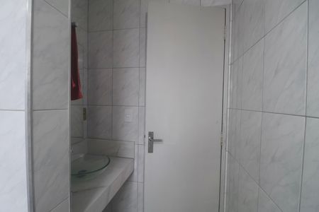 Banheiro Social de apartamento para alugar com 1 quarto, 44m² em Jardim Enseada, Guarujá