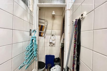 Apartamento para alugar com 40m², 1 quarto e sem vaga Apartamento para alugar com 40m², 1 quarto e sem vagaBanheiro de serviço