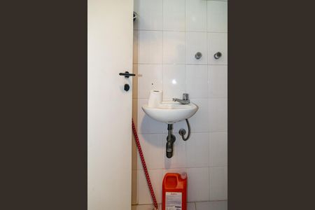 Apartamento para alugar com 60m², 2 quartos e 1 vagaBanheiro de Serviço