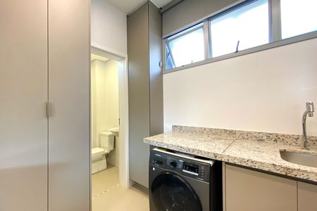 Casa de condomínio à venda com 175m², 3 quartos e 2 vagas Casa de condomínio à venda com 175m², 3 quartos e 2 vagasÁrea de Serviço