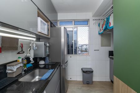 Apartamento à venda com 60m², 2 quartos e 2 vagas Apartamento à venda com 60m², 2 quartos e 2 vagasCozinha