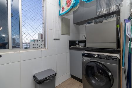Cozinha de apartamento à venda com 2 quartos, 60m² em Liberdade, Belo Horizonte
