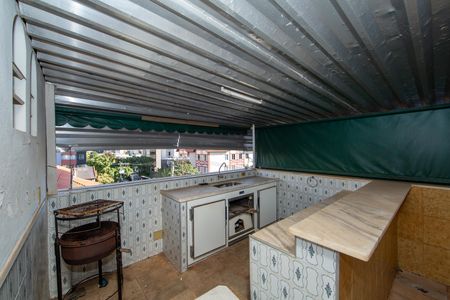 Casa para alugar com 325m², 4 quartos e 5 vagas Casa para alugar com 325m², 4 quartos e 5 vagasTERRACO