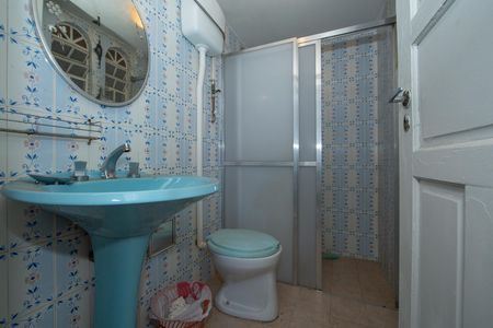 Casa para alugar com 325m², 4 quartos e 5 vagas Casa para alugar com 325m², 4 quartos e 5 vagasBANHEIRO3