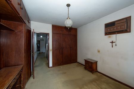 Casa para alugar com 325m², 4 quartos e 5 vagas Casa para alugar com 325m², 4 quartos e 5 vagasQUARTO2