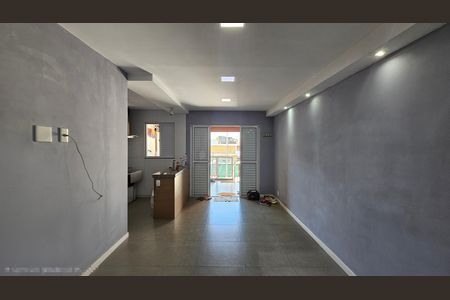 Sala de casa para alugar com 2 quartos, 80m² em Centro, Nilópolis