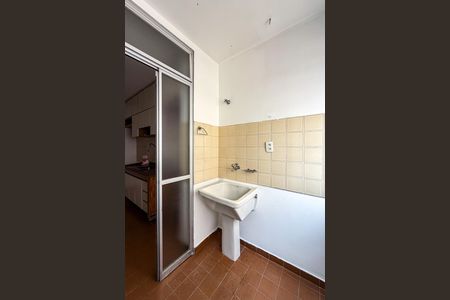 Apartamento à venda com 69m², 3 quartos e 1 vagaÁrea de Serviço