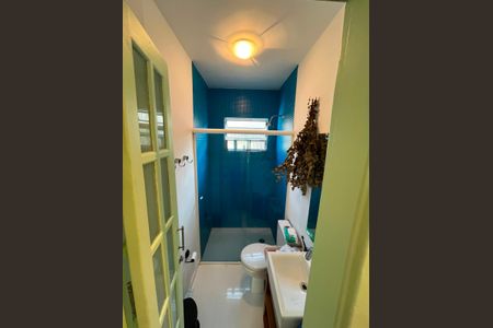 Banheiro de apartamento para alugar com 2 quartos, 63m² em Butantã, São Paulo