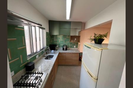 Cozinha de apartamento para alugar com 2 quartos, 63m² em Butantã, São Paulo