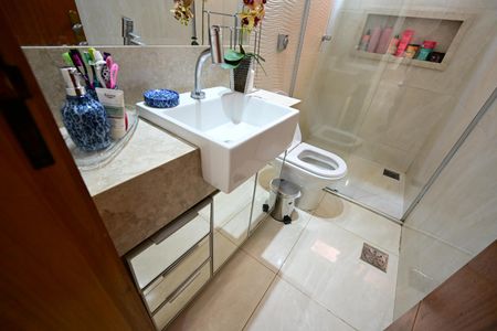 Casa à venda com 4 quartos, 416m² em Vila Anchieta, Goiânia