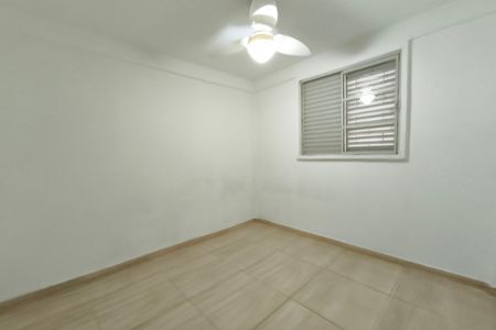 Quarto 2 de apartamento para alugar com 2 quartos, 59m² em Parque Residencial Vila União, Campinas