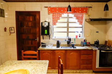Casa à venda com 210m², 3 quartos e 2 vagasCozinha