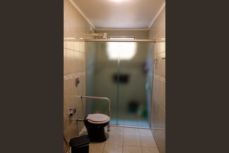 Casa à venda com 210m², 3 quartos e 2 vagasBanheiro 2