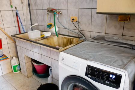Casa à venda com 210m², 3 quartos e 2 vagasLavanderia