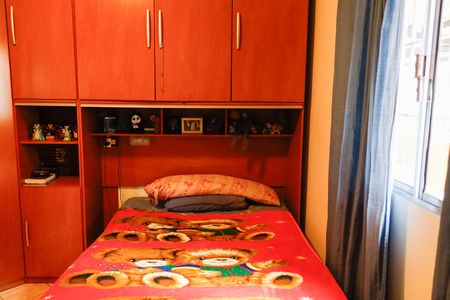Casa à venda com 210m², 3 quartos e 2 vagasQuarto 2