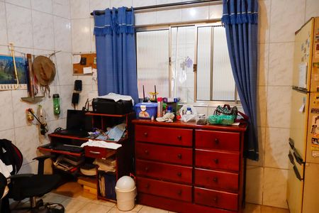 Casa à venda com 210m², 3 quartos e 2 vagasEscritório